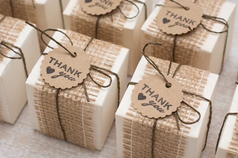 personalized chocolate wedding favors